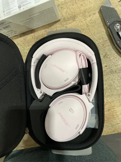 Bose QuietComfort Headphones with Active… — Photo 7