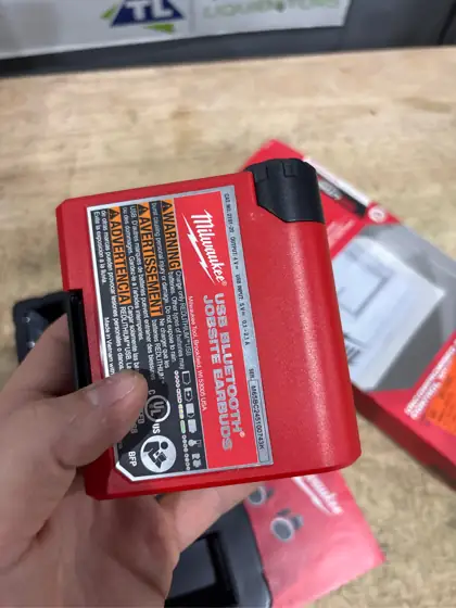 Milwaukee Redlithium Bluetooth Ear Plugs/Ear… — Photo 6