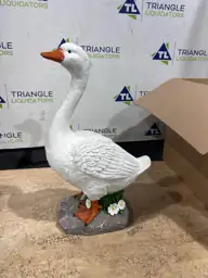 GIGALUMI 6.4lbs Porch Goose Statue,… — Photo 4