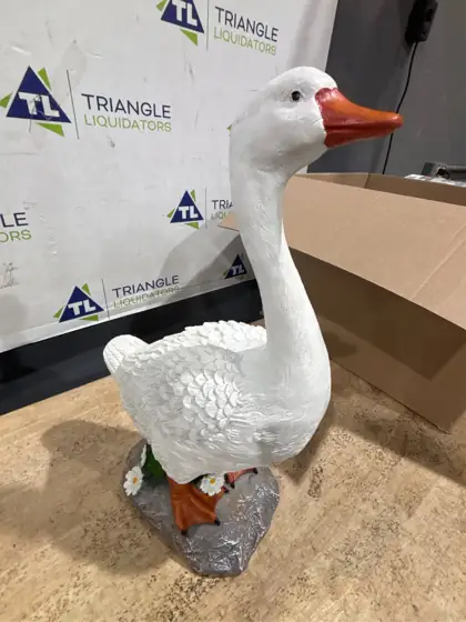 GIGALUMI 6.4lbs Porch Goose Statue,… — Photo 5