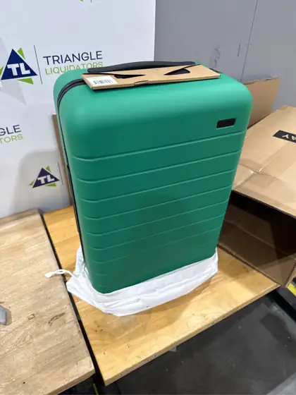 Away The Carry-On Luggage, 22-inch… — Photo 4