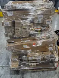 Pallet of assorted faux wood… — Photo 3