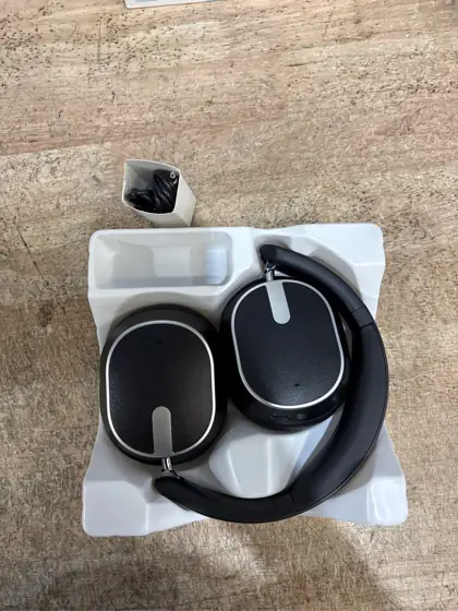 Hybrid Active Noise Cancelling Bluetooth… — Photo 4