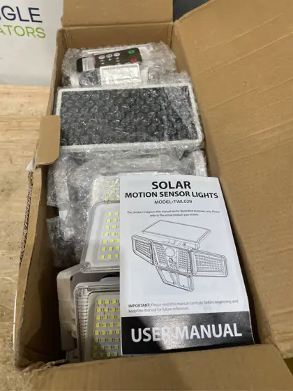 Solar Flood Lights Outdoor,White Motion… — Photo 4