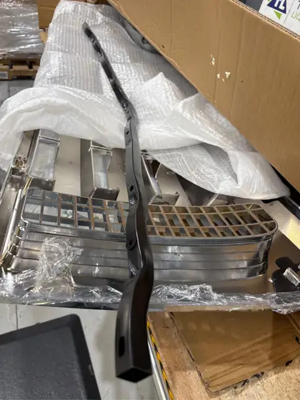 Front Bumper Grille Grill Fit… — Photo 5