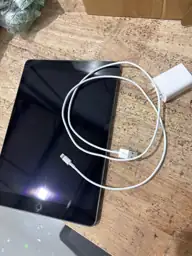 Apple iPad (9th Generation, 10.2-inch,… — Photo 3