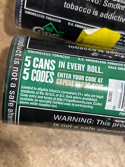 Lot items- smokeless tobacco pouches — Photo 2