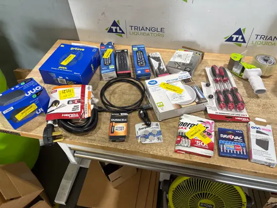 Lot items- Walmart miscellaneous — Photo 1