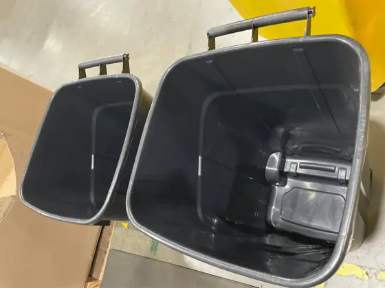 United Solutions 32-Gallon Wheeled Outdoor… — Photo 5