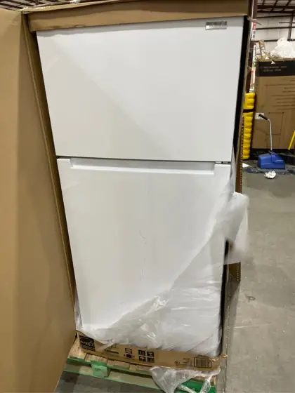 14.2 cu. ft. Top Freezer… — Photo 4