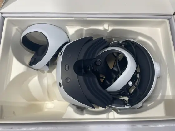 Sony PlayStation VR2 Horizon Call… — Photo 4
