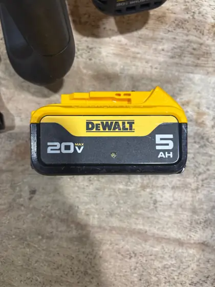 DEWALT 20V MAX* DCCS621P1 12… — Photo 5