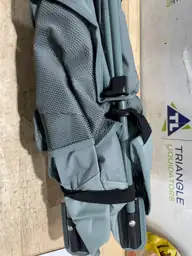 2-in-1 Reclining Camping Chair — Photo 5