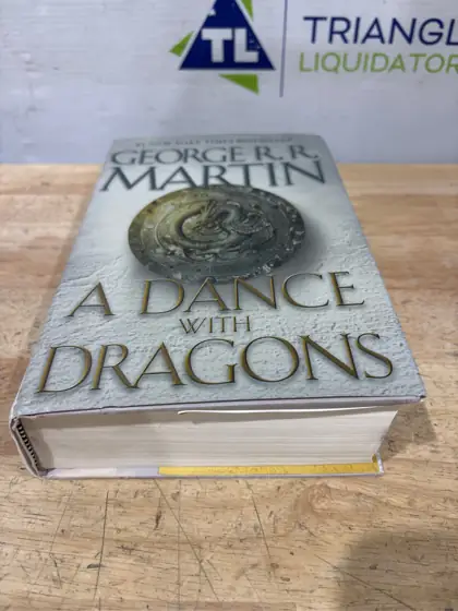 A Dance with Dragons: A… — Photo 3