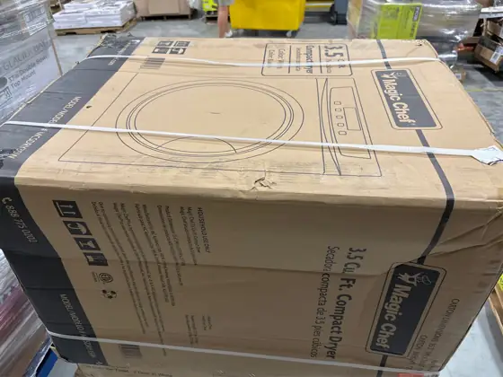 Magic Chef Compact 3.5 cu.… — Photo 3