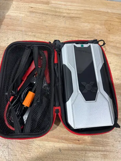 Emergency Jump Starter with Air… — Photo 3