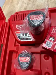 Milwaukee Press Tool Kit Black/Red — Photo 7