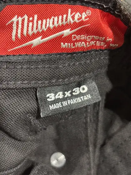 Milwaukee Men's 34 in. x… — Photo 4