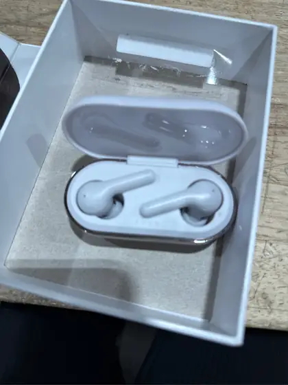 Heyday True Wireless Earbuds -… — Photo 3