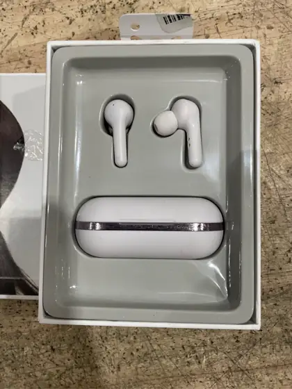 True Bluetooth Wireless Earbuds -… — Photo 4