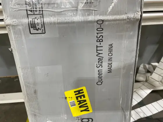 Queen box spring — Photo 3