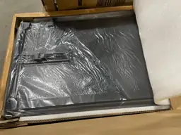 Hard Four-Fold Tonneau Cover for… — Photo 4