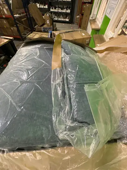 Cloud sectional loveseat — Photo 1