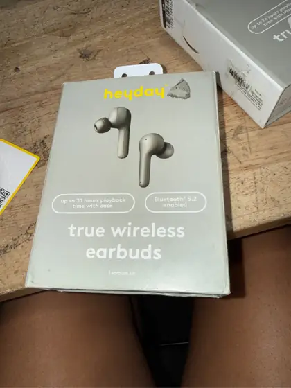 True Bluetooth Wireless Earbuds -… — Photo 3