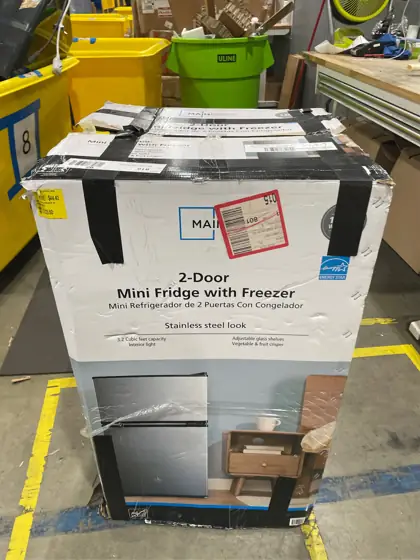 Mainstays 3.2 cu ft 2-Door… — Photo 3