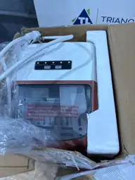 FRIGIDAIRE Retro Compact Ice Maker… — Photo 4