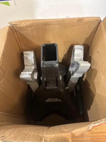 3-Ton Jack Stand Pair — Photo 4