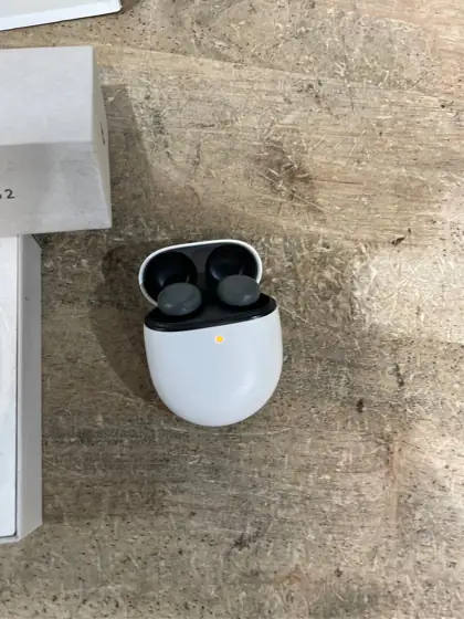 Google Pixel Buds Pro 2… — Photo 3