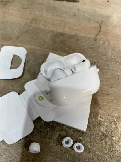 Apple AirPods Pro 3 Wireless… — Photo 3