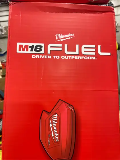 M18 FUEL 18V 20 in.… — Photo 3