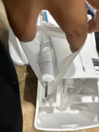 Philips Sonicare 6500 Rechargeable Electric… — Photo 6