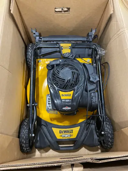 DEWALT 21 in. 150cc Briggs… — Photo 4