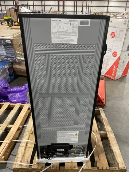 Frigidaire 7.5 Cu. Ft. Top-Mount… — Photo 5
