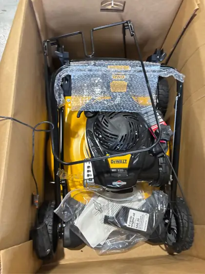 DEWALT 21 in. 150cc Briggs… — Photo 3