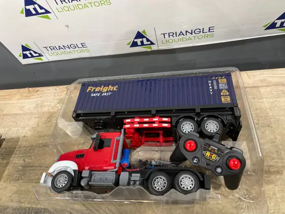 RC Semi Truck with Trailer… — Photo 4