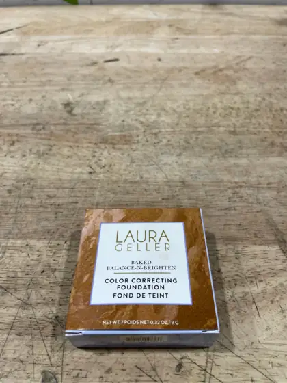 Laura Geller Beauty Baked Balance-N-Brighten… — Photo 4