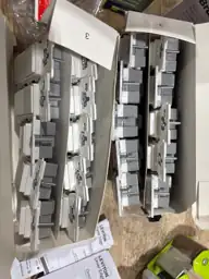 Leviton Decora Edge 15 amps… — Photo 5