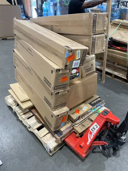 Home Depot lights — Photo 1