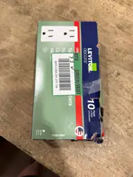 Leviton Decora 15 amps 125… — Photo 2