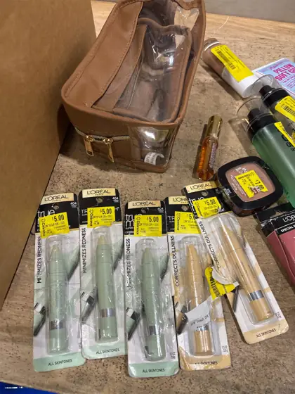 Lot items- Walmart beauty products — Photo 4