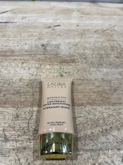 LAURA GELLER NEW YORK Quench-n-Tint… — Photo 5