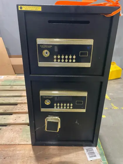 Large Double-Door Coin-Operated Safe for… — Photo 3