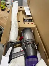 V11 Cordless Stick Vacuum Cleaner — Photo 4