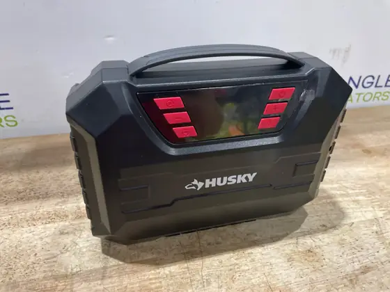 Husky 12-Volt DC Compact Air… — Photo 4