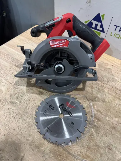 M18 FUEL 18V Lithium-Ion Brushless… — Photo 3