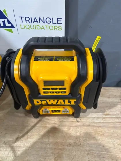 DEWALT Portable Power 2000 Peak… — Photo 3